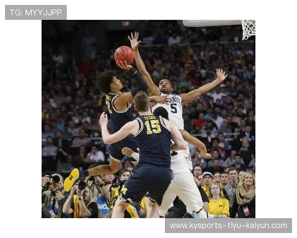 NCAA新星爆砍58分震惊专家：绝世天赋引领未来篮球新纪元