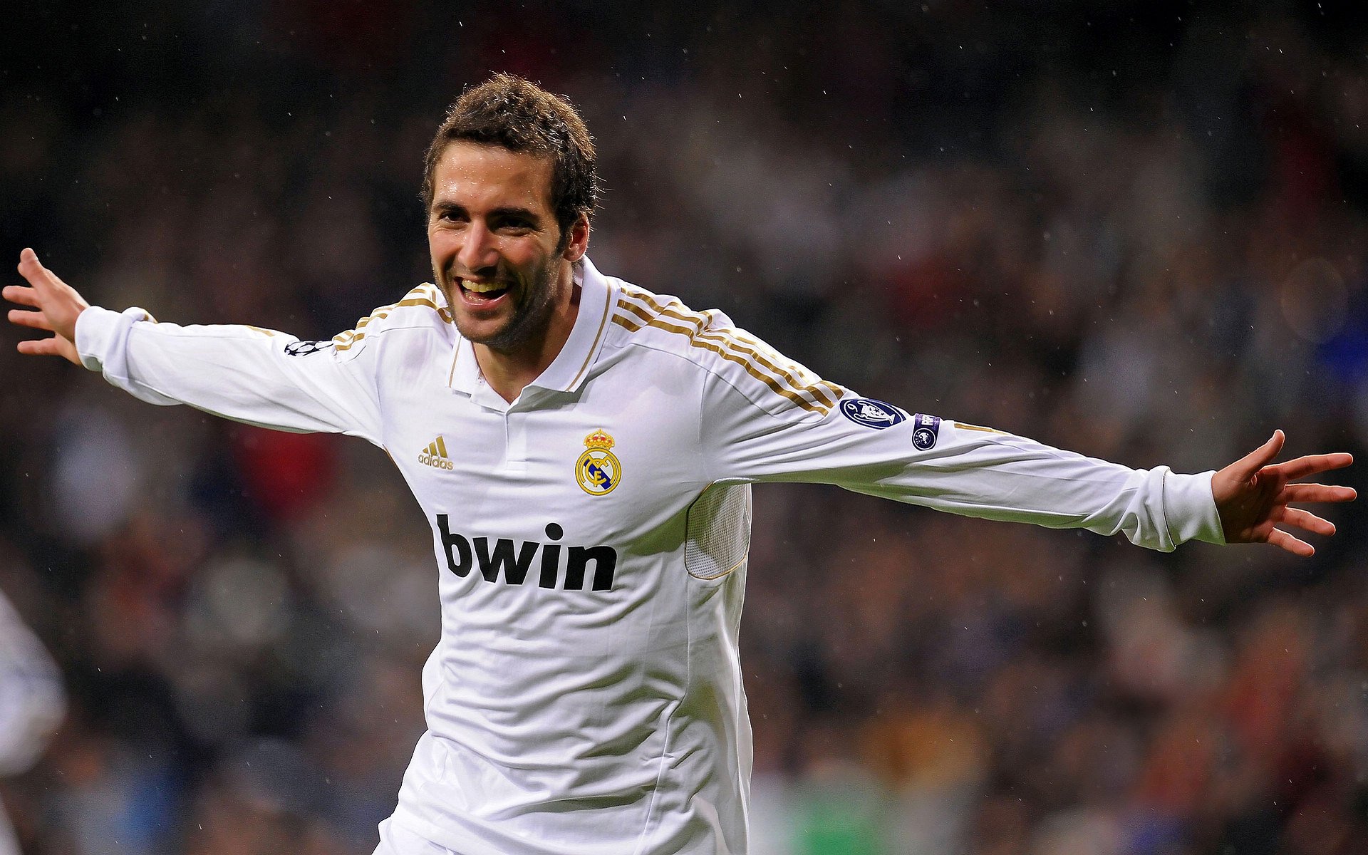 中国体操全锦赛男子个人全能决赛 张博恒稳定发挥斩获金牌，全运会体操张博恒